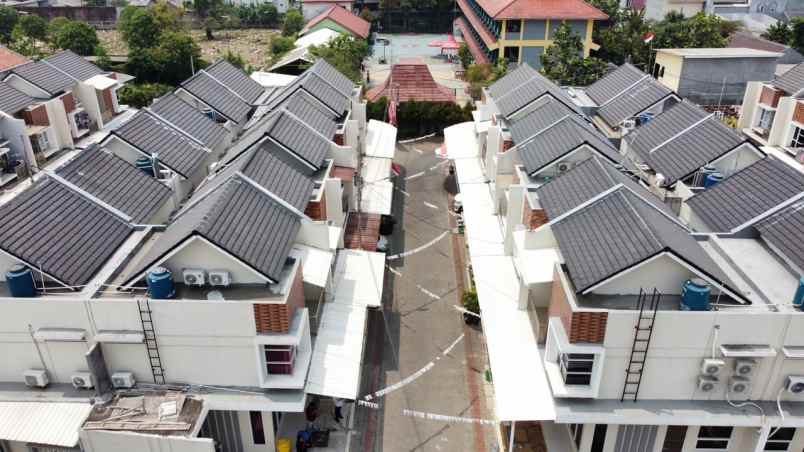 dijual rumah jl pesona rorotan utara