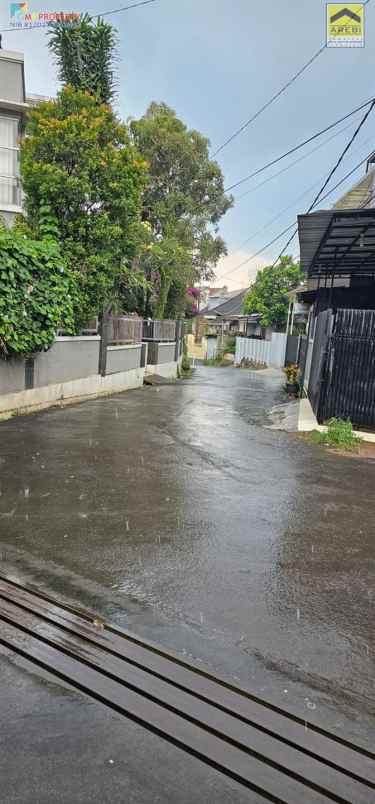 dijual rumah jl phh mustopa