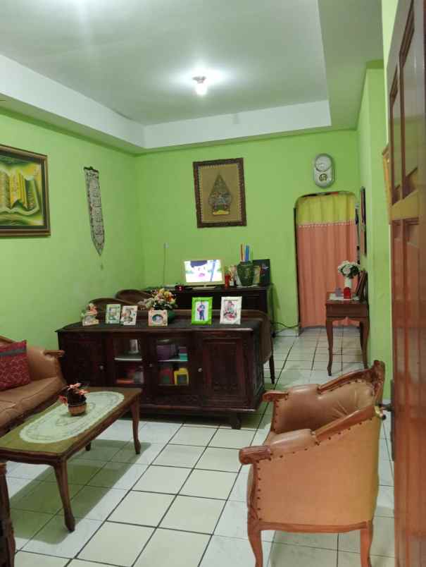 dijual rumah jl pondok bambu duren