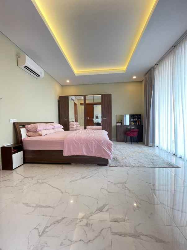 dijual rumah jl pulomas