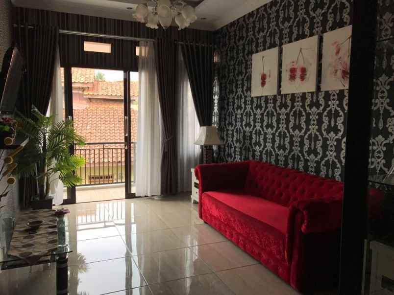 dijual rumah jl raya cibeureum mulyaharja