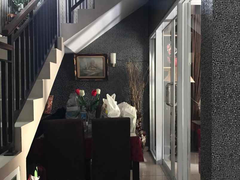 dijual rumah jl raya cibeureum mulyaharja