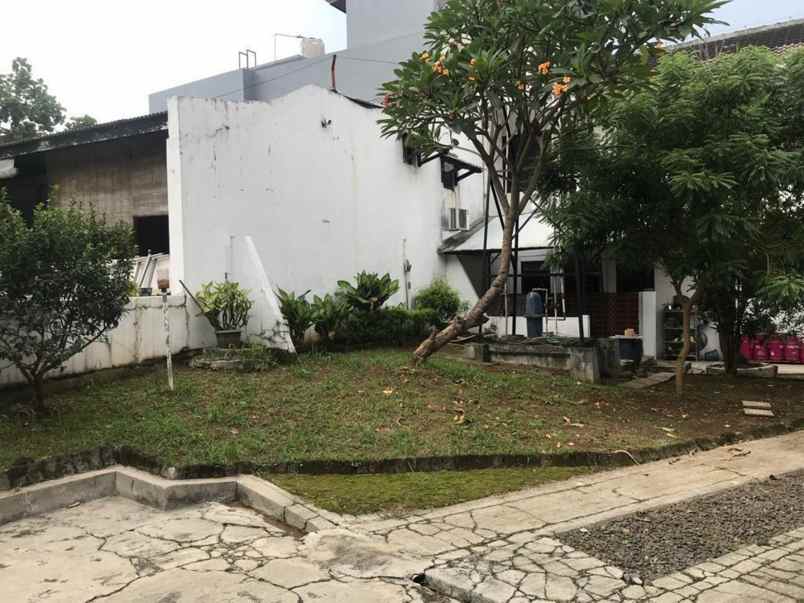 dijual rumah jl raya panggung