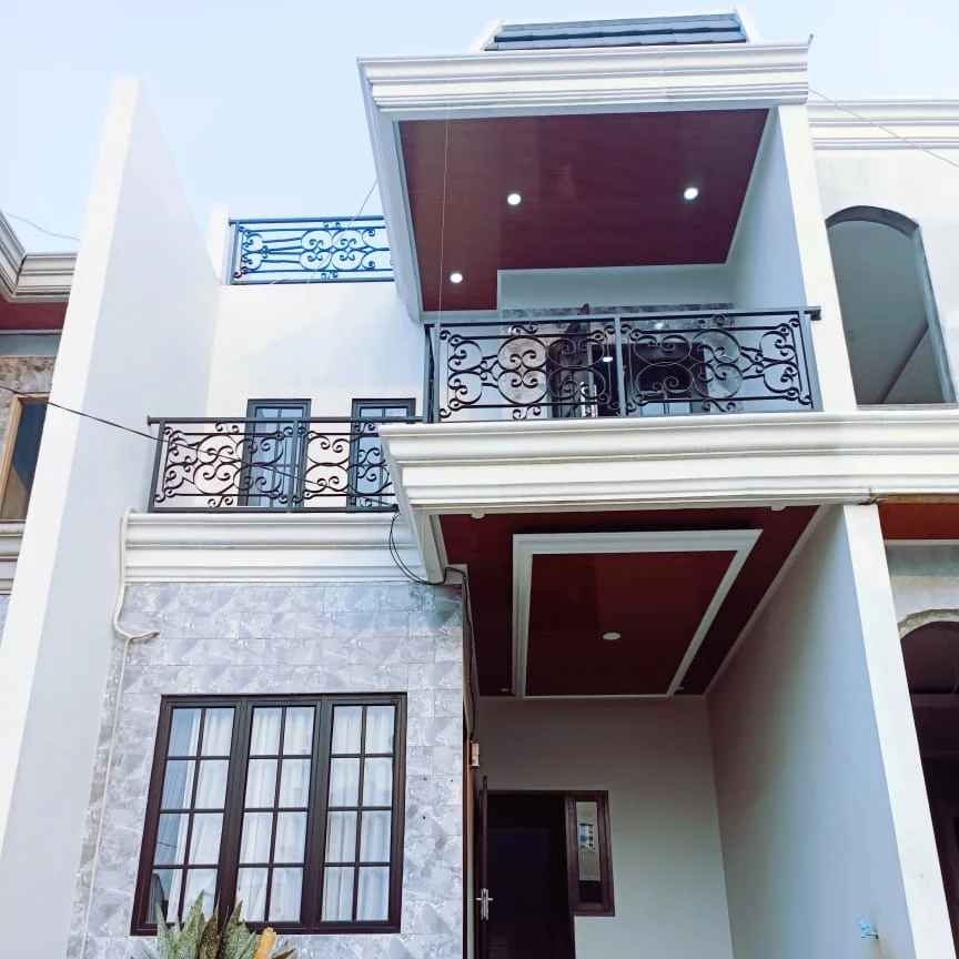 dijual rumah jl raya tapos depok