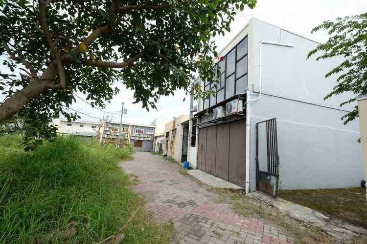 dijual rumah jl waduk cengklik