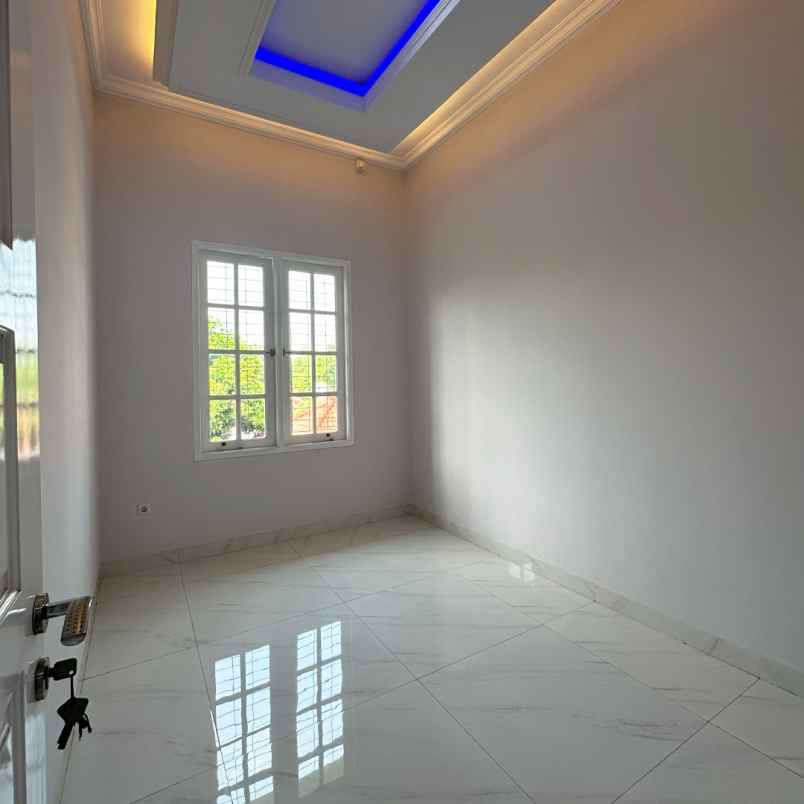 dijual rumah jl waru kebagusan ps