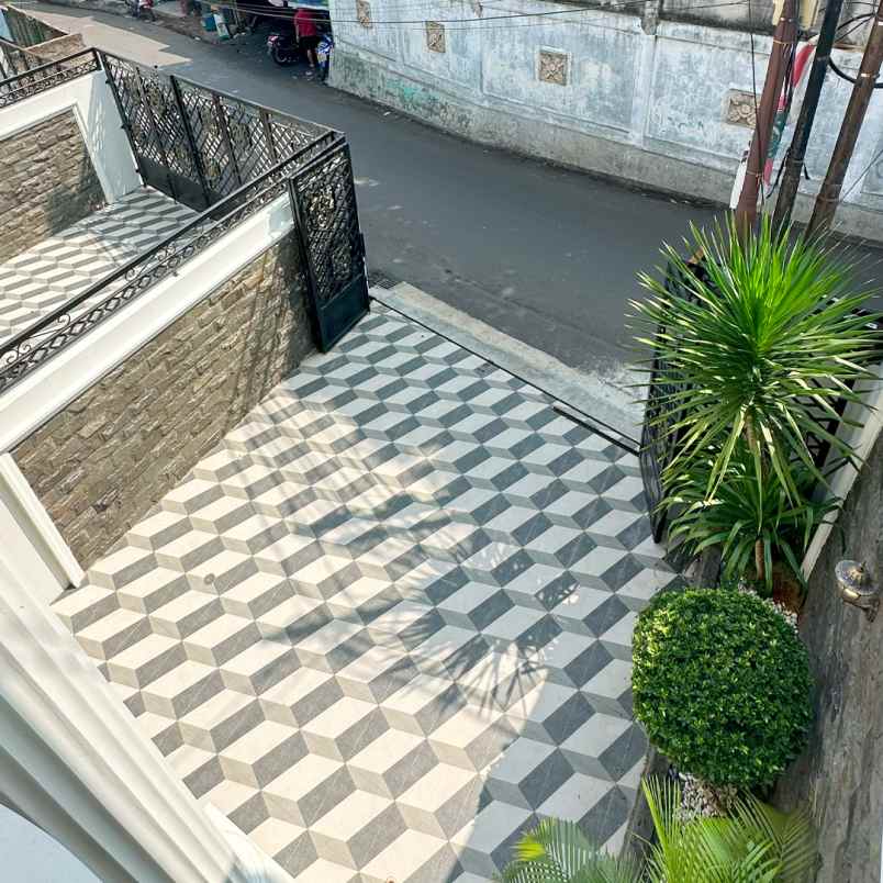 dijual rumah jl waru kebagusan ps