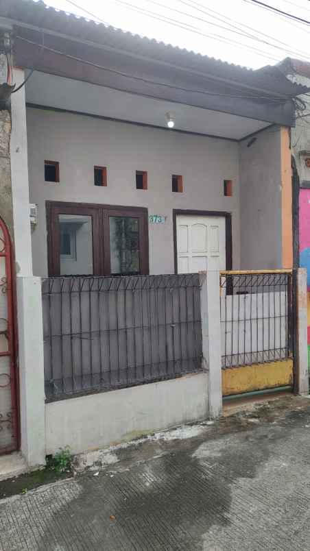 dijual rumah jln lematang vi no 373 rt