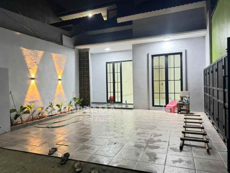 dijual rumah kaliabang tengah