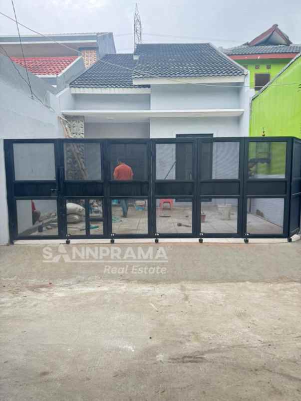 dijual rumah kaliabang tengah