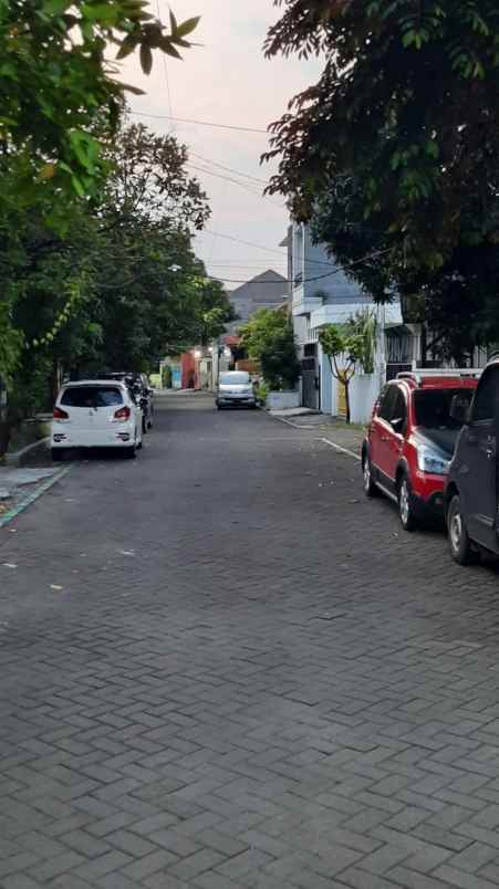 dijual rumah kantor tempat usaha di kertajaya