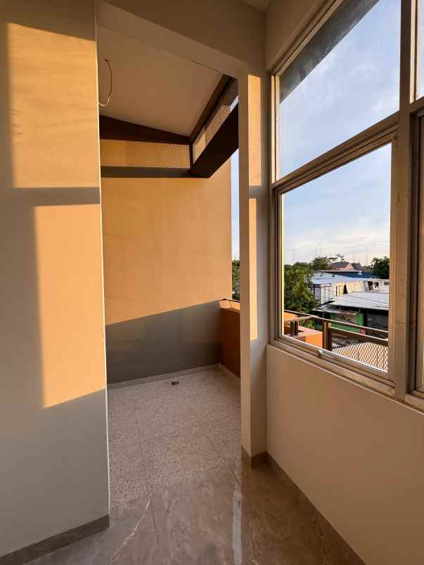 dijual rumah kavling dki meruya