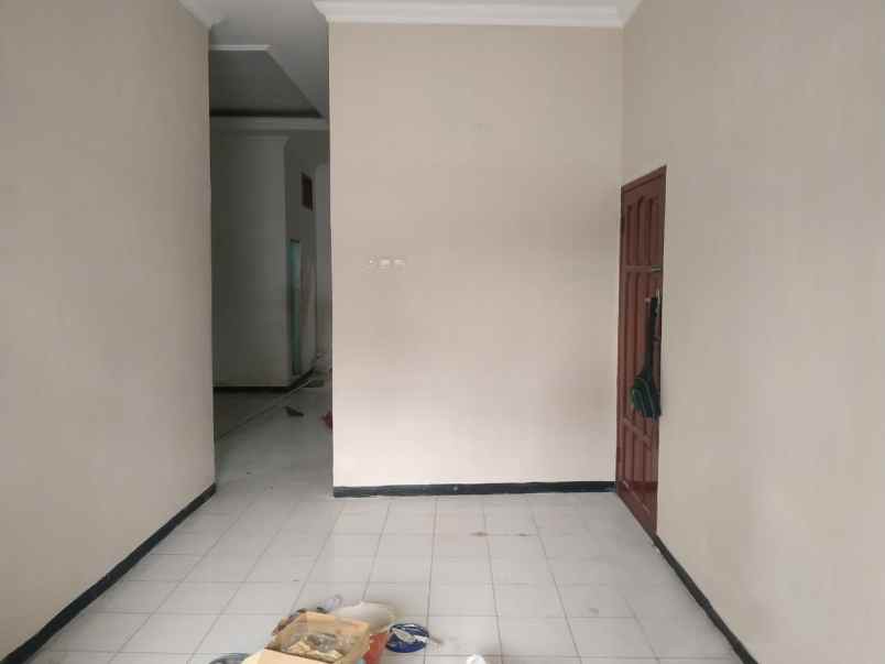 dijual rumah kebonsari