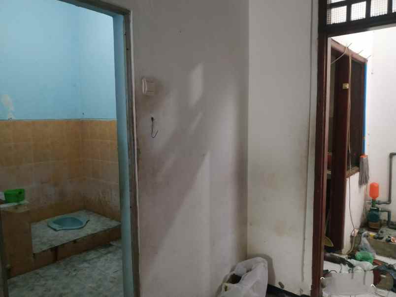 dijual rumah kebonsari