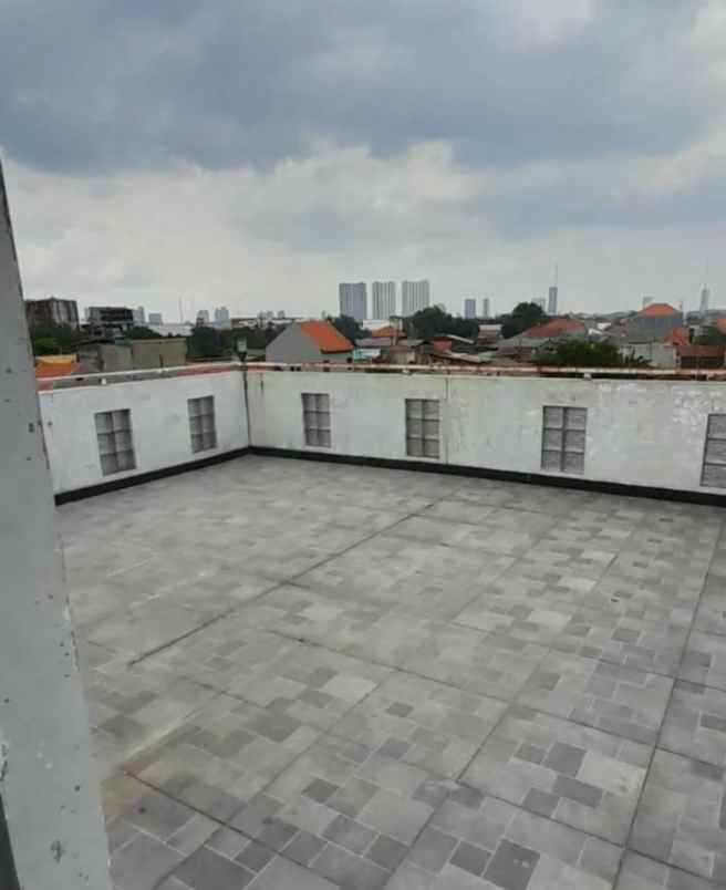 dijual rumah kebonsari