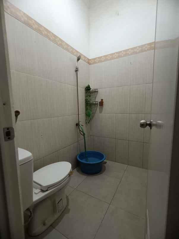 dijual rumah kedung kendo