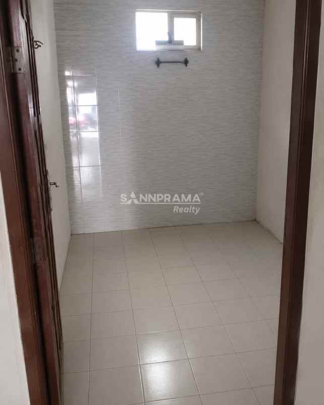 dijual rumah kedung waringin
