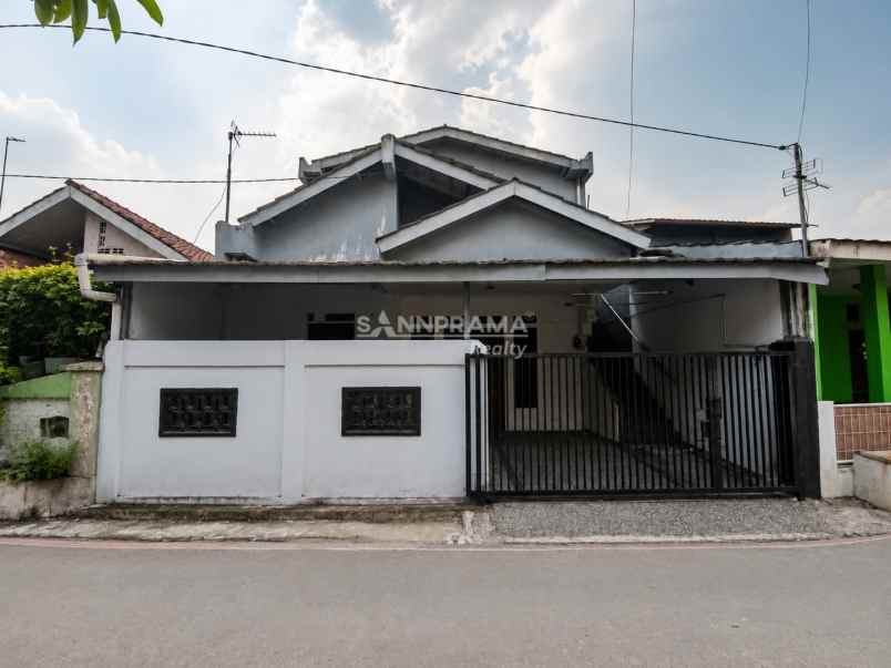 dijual rumah kedung waringin