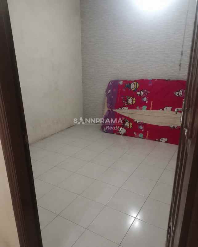 dijual rumah kedung waringin