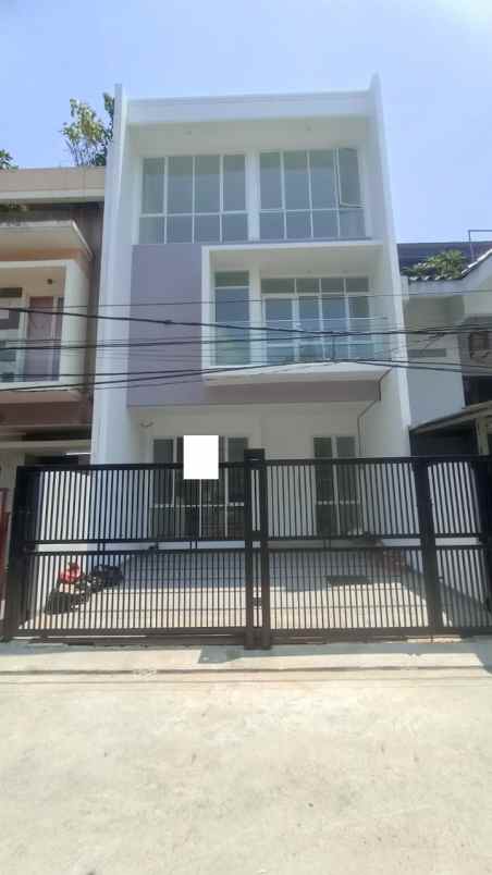 dijual rumah kelapa hibrida kelapa gading