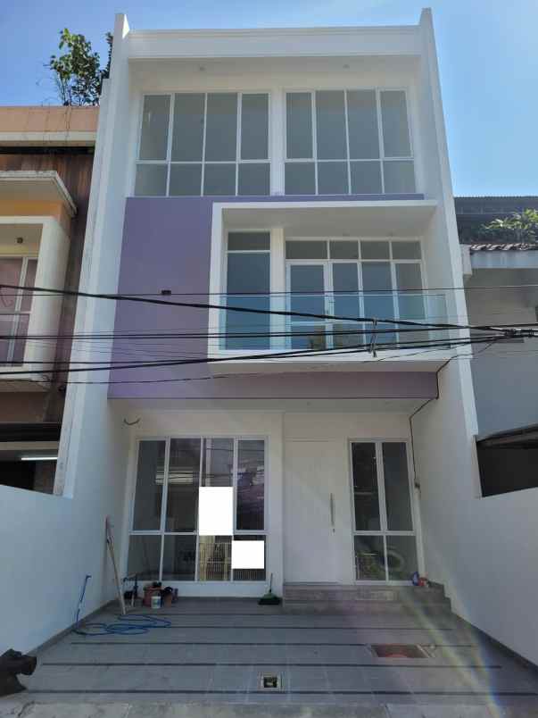 dijual rumah kelapa hibrida kelapa gading