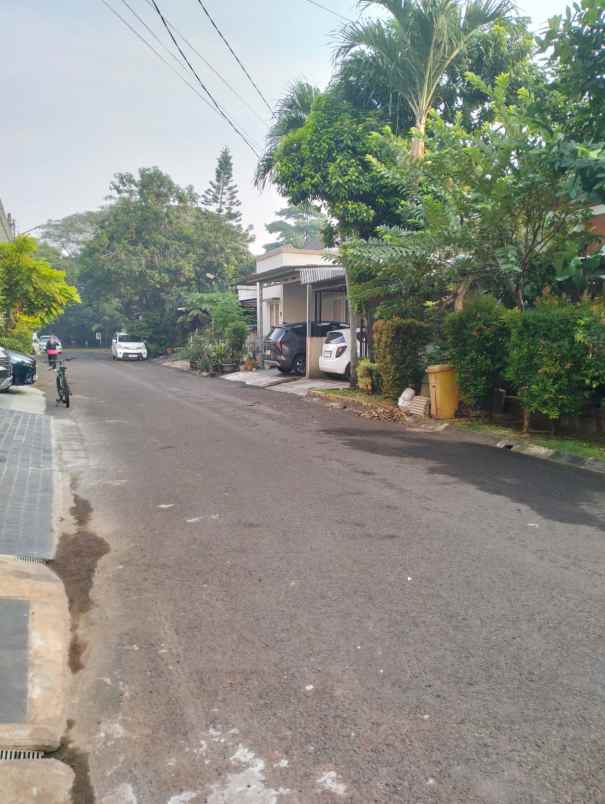 dijual rumah kemang sari 2 jatibening
