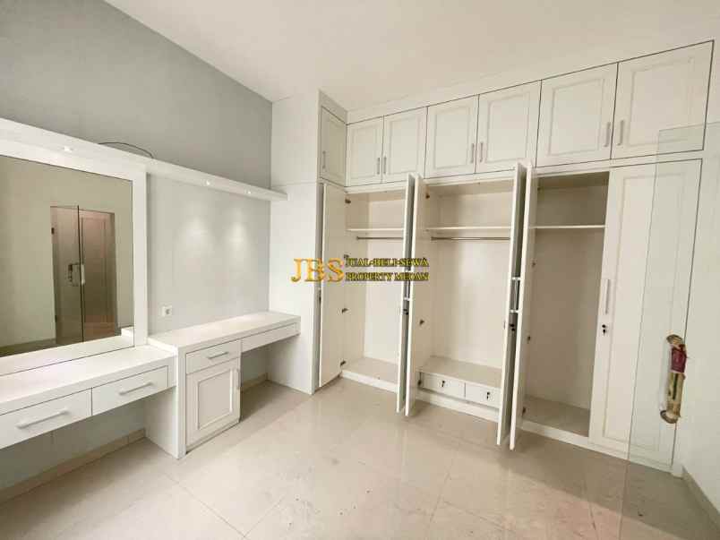 dijual rumah komplek cemara asri jalan