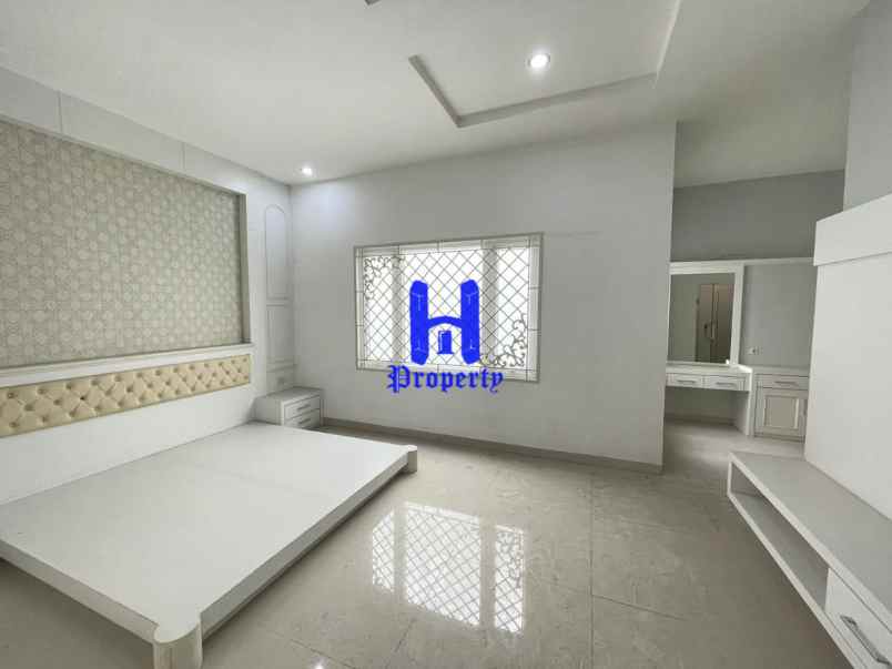 dijual rumah komplek cemara asri jalan