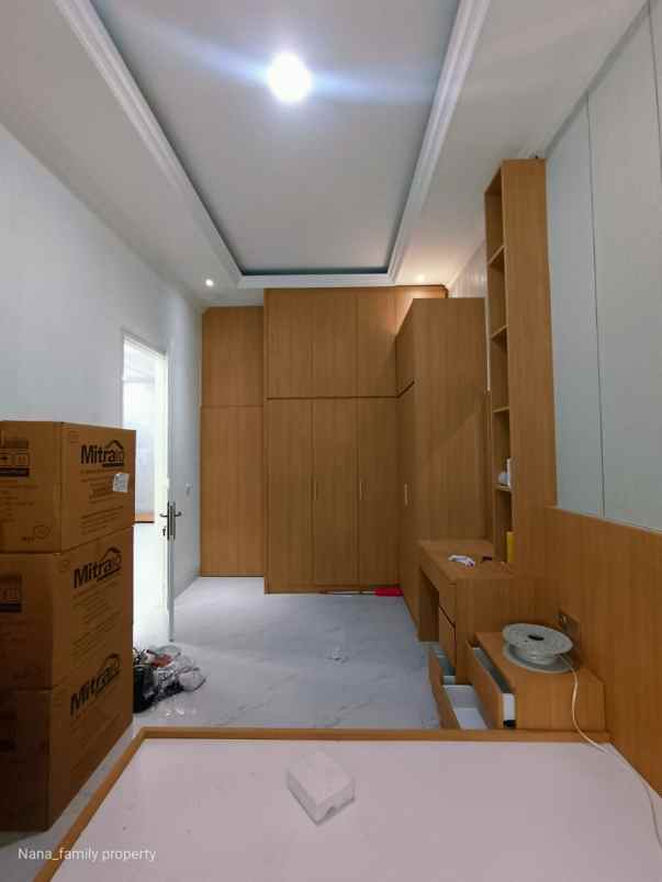 dijual rumah komplek dki joglo