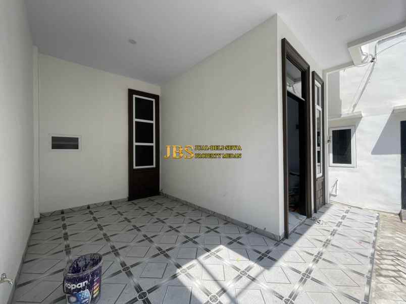 dijual rumah komplek icon estate jalan