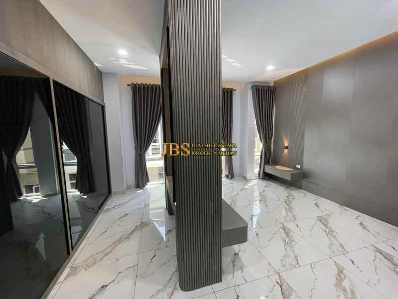 dijual rumah komplek icon estate jalan