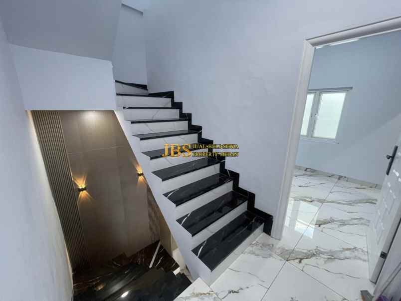 dijual rumah komplek icon estate jalan