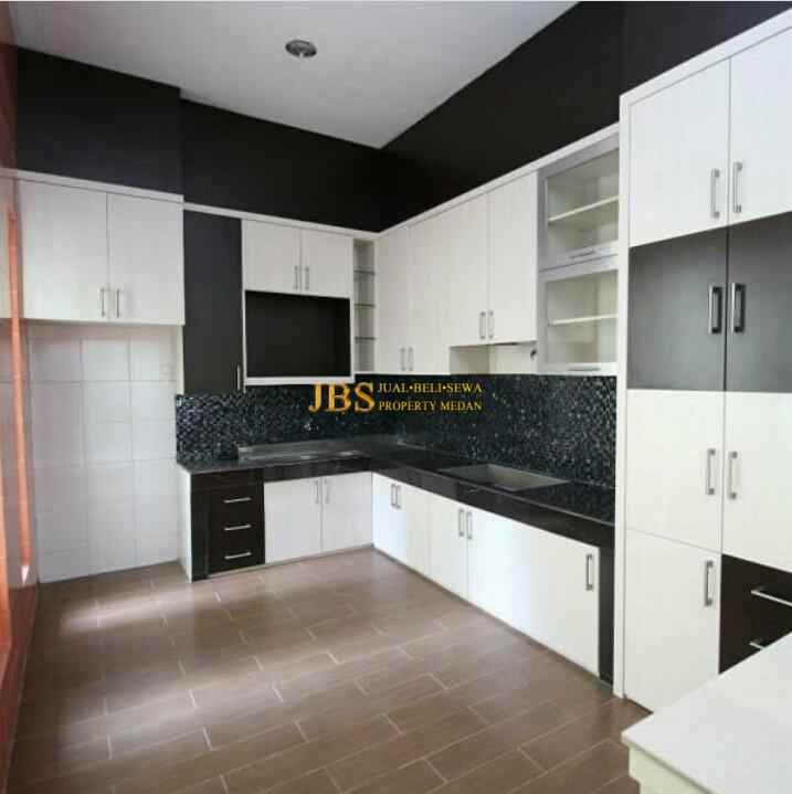 dijual rumah komplek mutiara residence