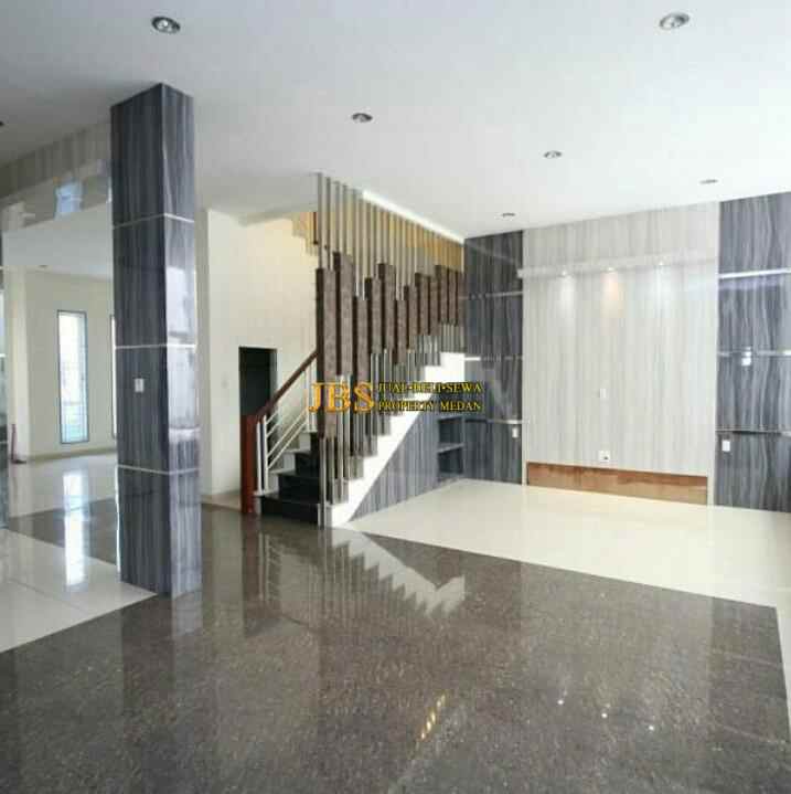 dijual rumah komplek mutiara residence