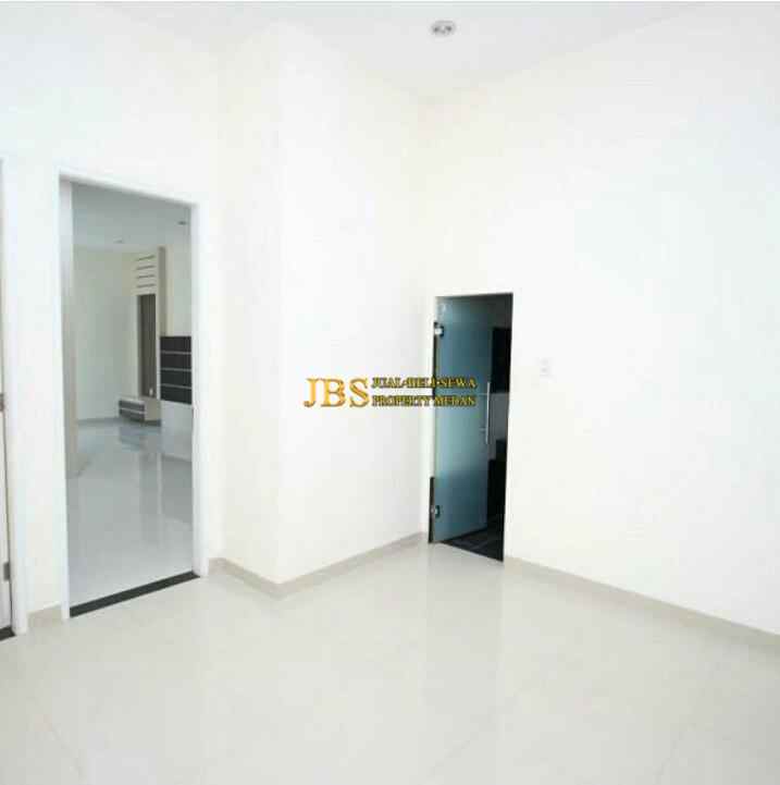 dijual rumah komplek mutiara residence