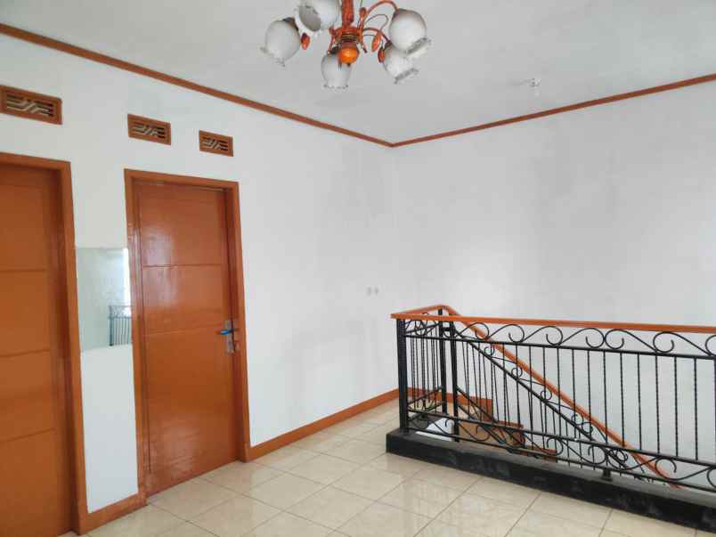 dijual rumah komplek pasadena residence