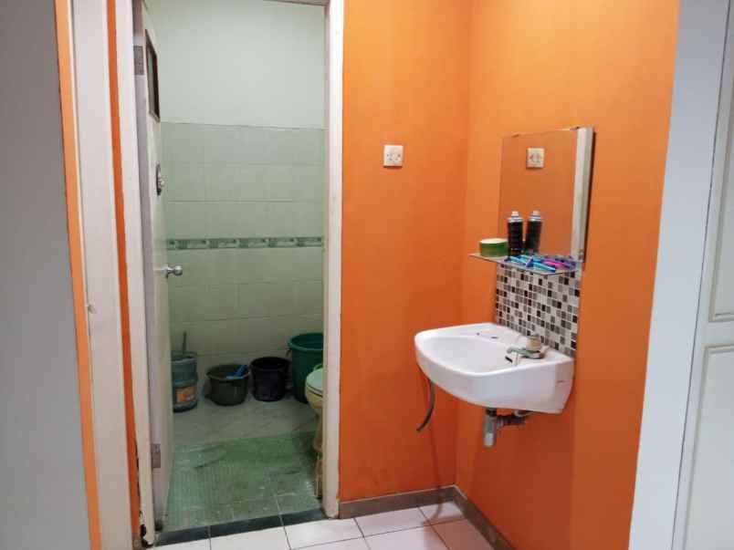dijual rumah komplek setiabudi regency