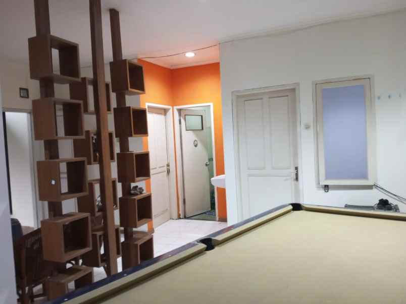 dijual rumah komplek setiabudi regency