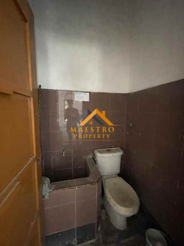 dijual rumah komplek taman kyoto jalan