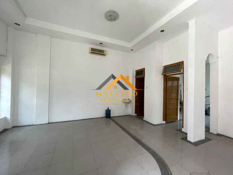 dijual rumah komplek taman kyoto jalan