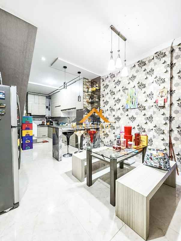 dijual rumah komplek tenun indah jalan