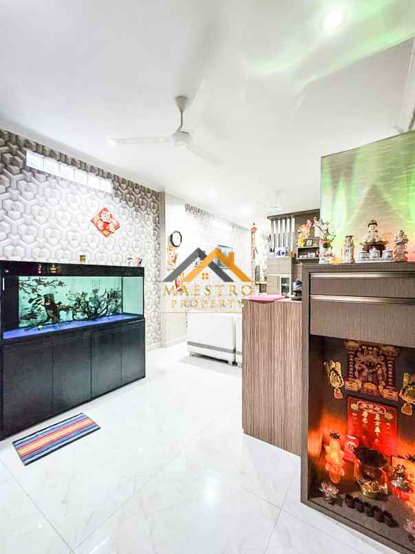 dijual rumah komplek tenun indah jalan