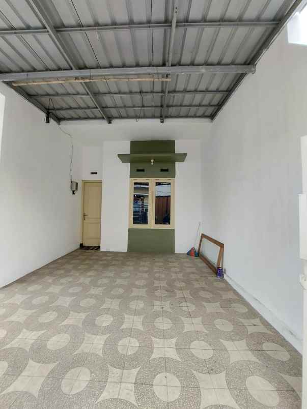 dijual rumah kos cantik pondok alam sigura gura