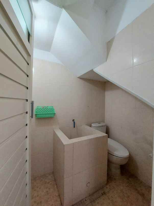 dijual rumah kos cantik pondok alam sigura gura