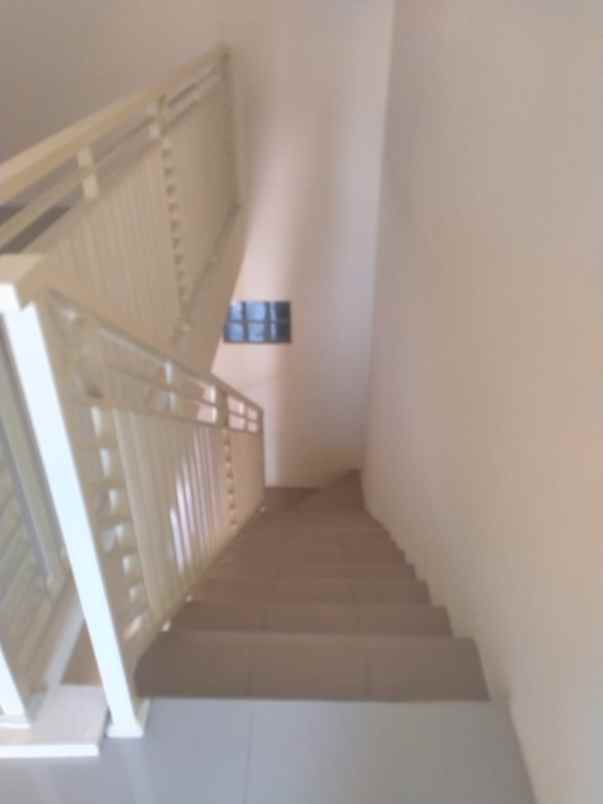 dijual rumah lebak