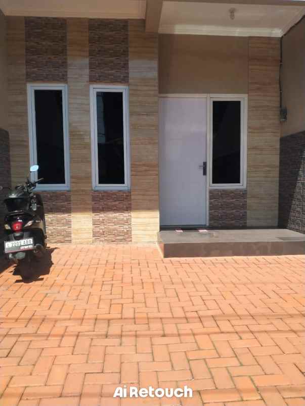 dijual rumah lebak