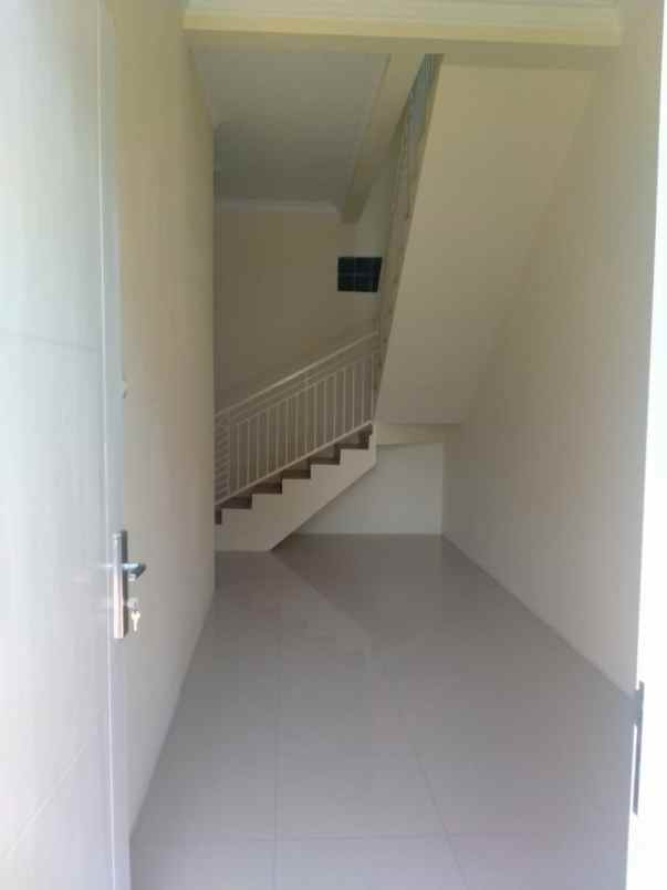 dijual rumah lebak