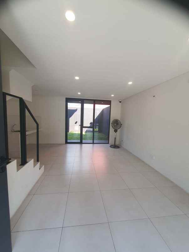dijual rumah lippo cikarang kab bekasi