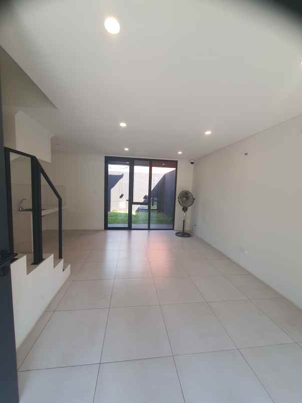 dijual rumah lippo cikarang kab bekasi