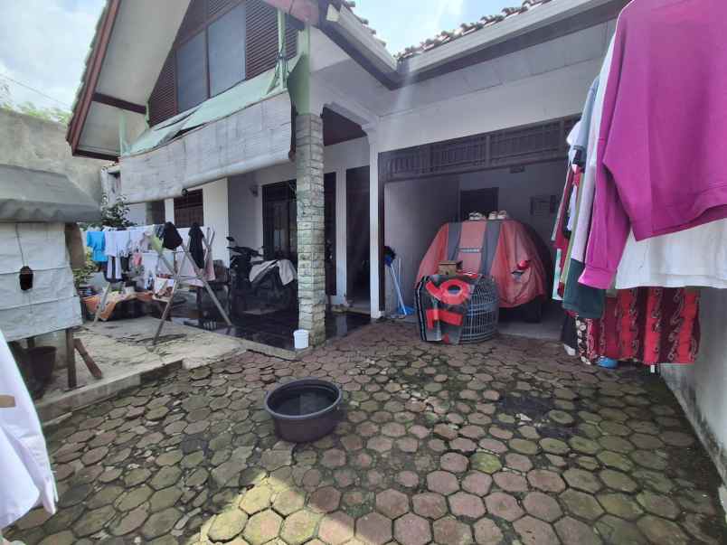 dijual rumah lokasi jl pemuda rt 008